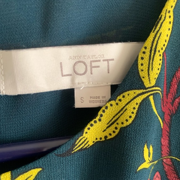 LOFT long sleeve floral blouse - Picture 4 of 5